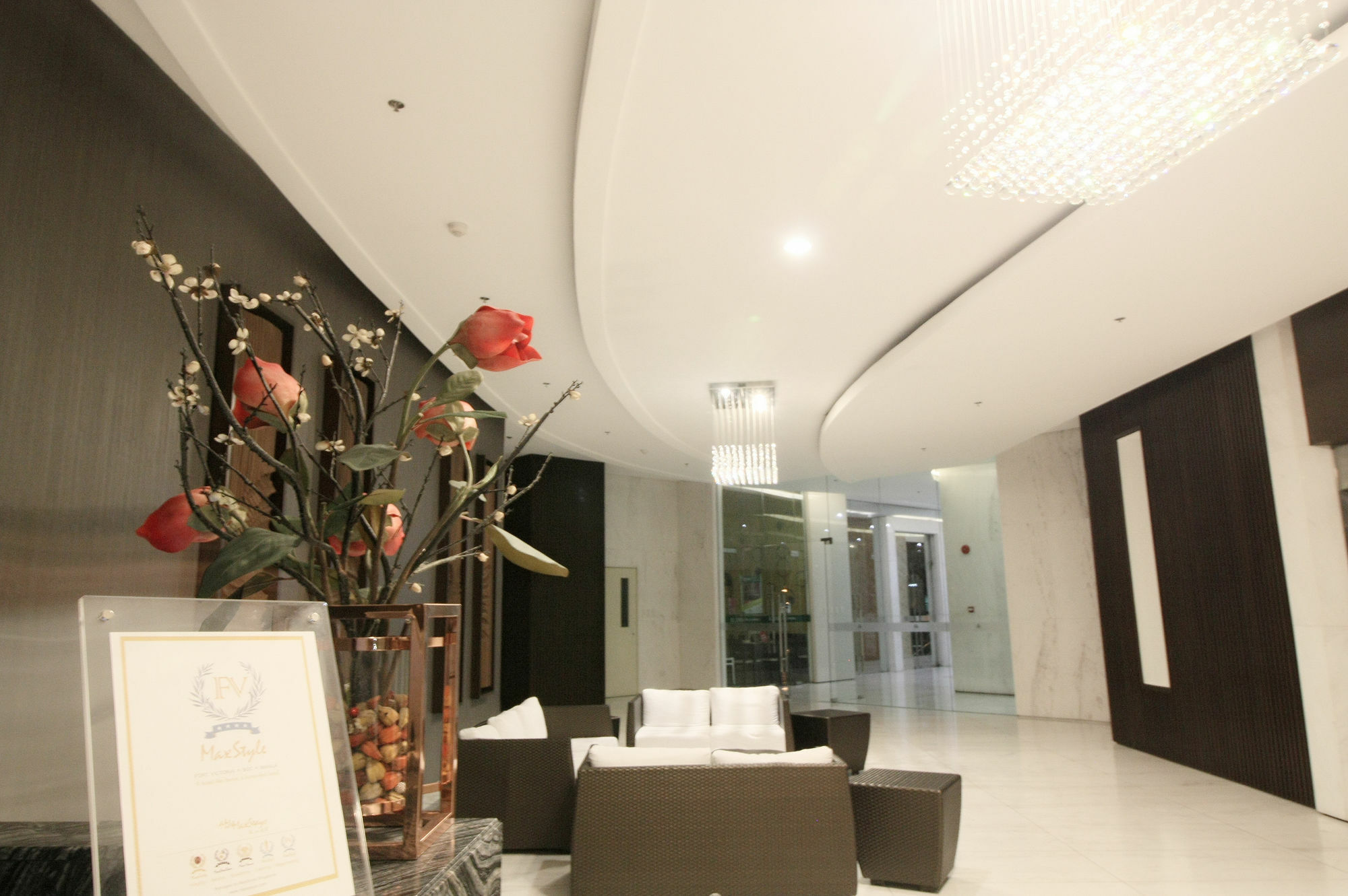 Maxstays - Max Style @ Fort Victoria Makati City Zewnętrze zdjęcie